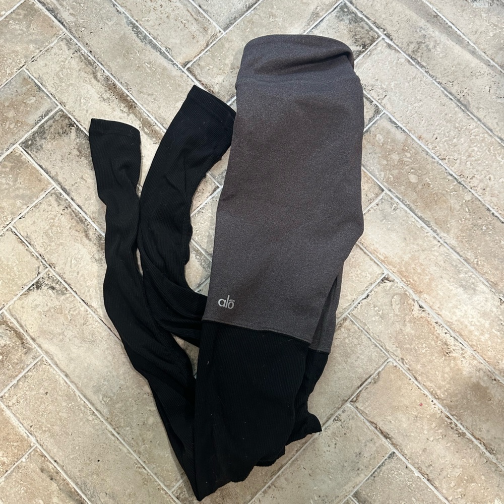 Alo Yoga goddess ribbed leggings